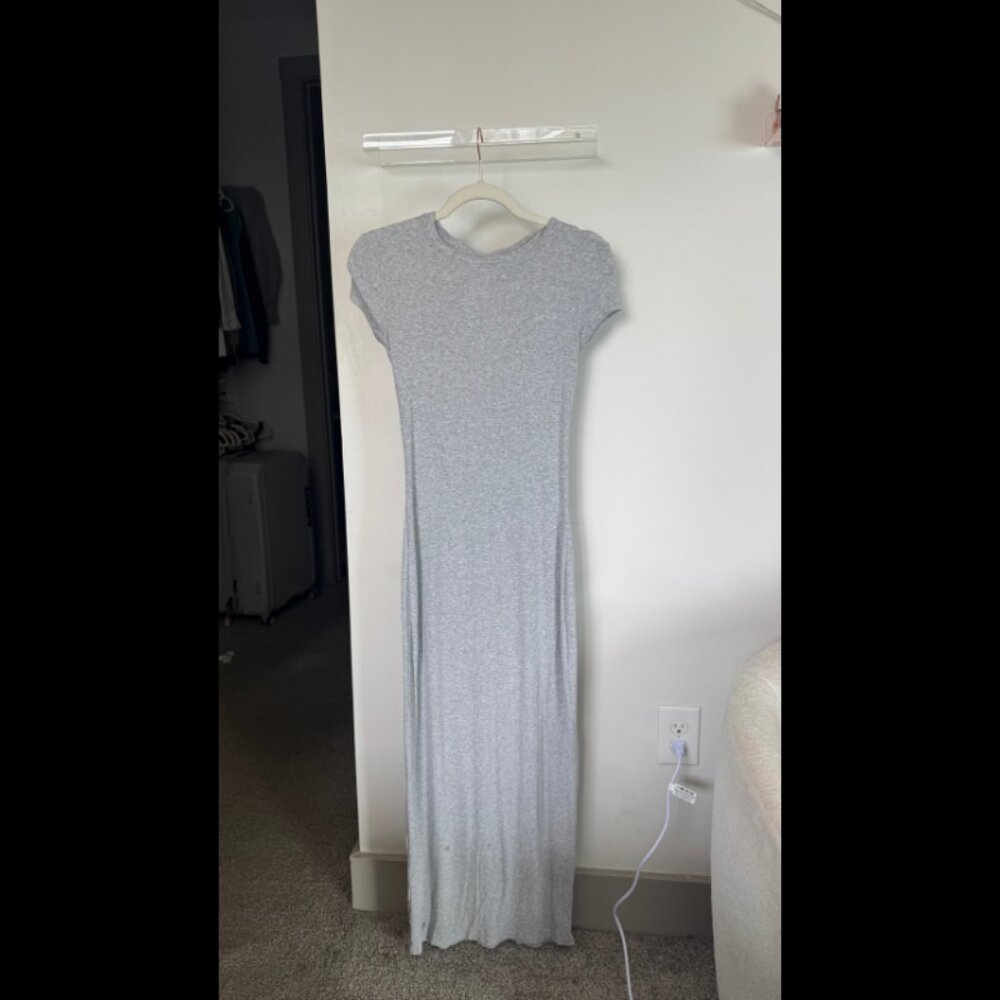 Aerie Light Grey Maxi Dress - Small